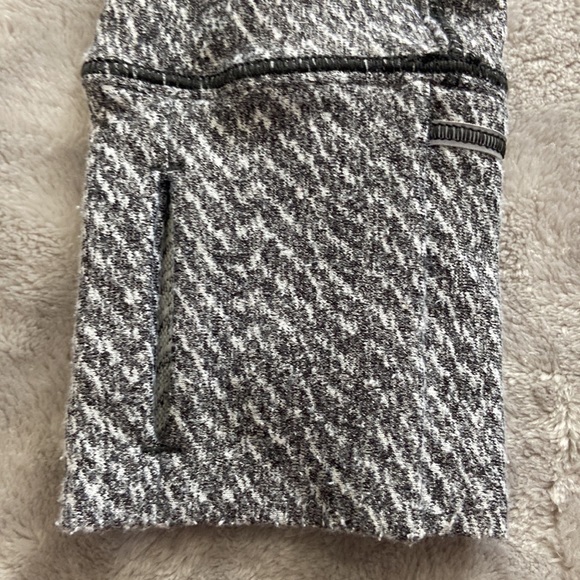 Lululemon Rush Hour long sleeve heather grey size 8 - Picture 7 of 10